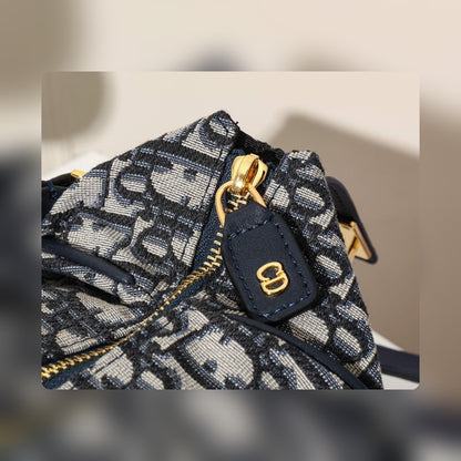 Anum Bags Detail