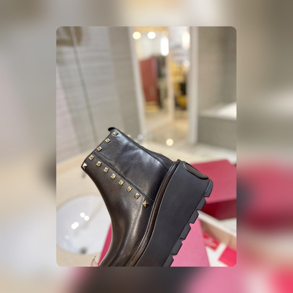 nmb GARAVANI UNIQUEFORM CALFSKIN ANKLE BOOT BLACK 1W2S0CS0MMD 0NO