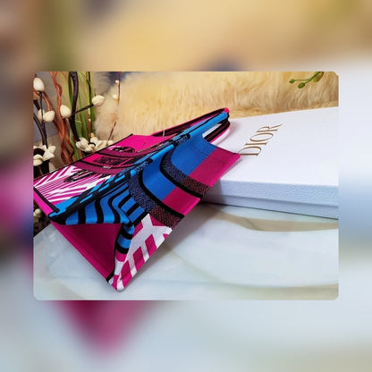 Anum Bags Detail
