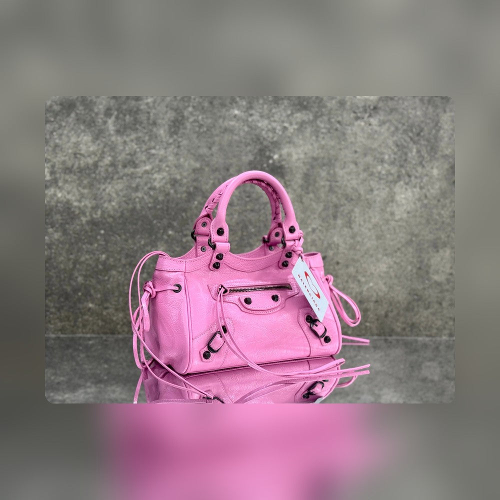 new-luxury-designer-bags-nm24379