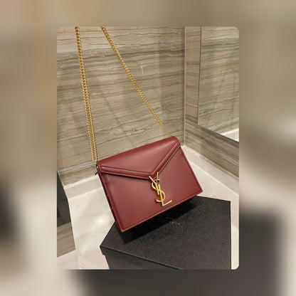 Anum Bags Detail