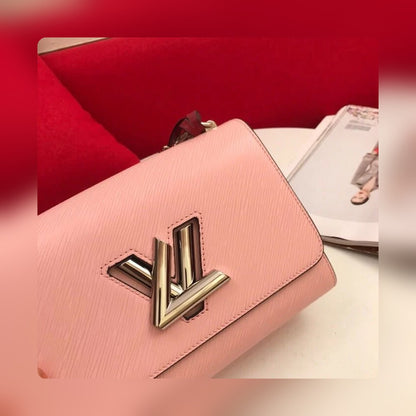Anum Bags Detail