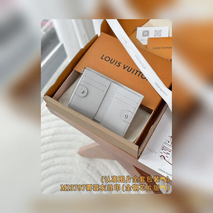 Anum Bags Wallets - High-Quality Designer Products for You - AFFORDABLE LUXURY - 4467