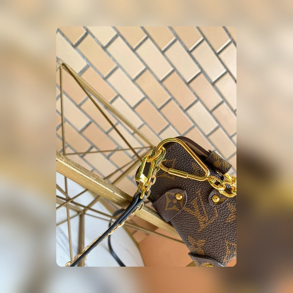 Anum Bags Detail