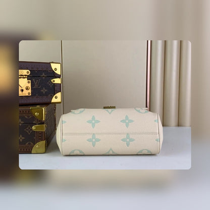 Anum Bags - High-Quality Designer Products for You - AFFORDABLE LUXURY BAGS - 16270