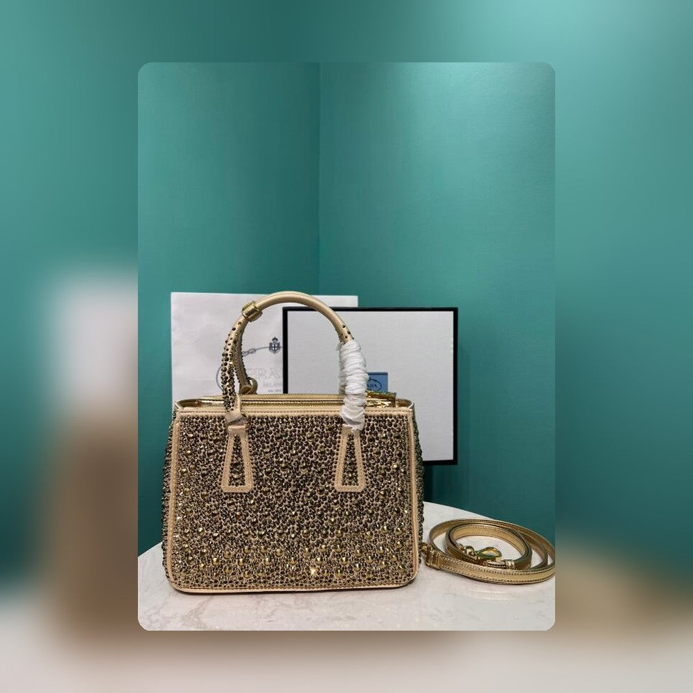 Anum Bags Detail