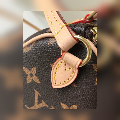 Anum Bags Detail