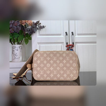 Anum Bags - High-Quality Designer Products for You - AFFORDABLE LUXURY BAGS - 13490