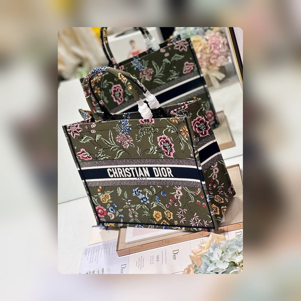 Anum Bags Detail