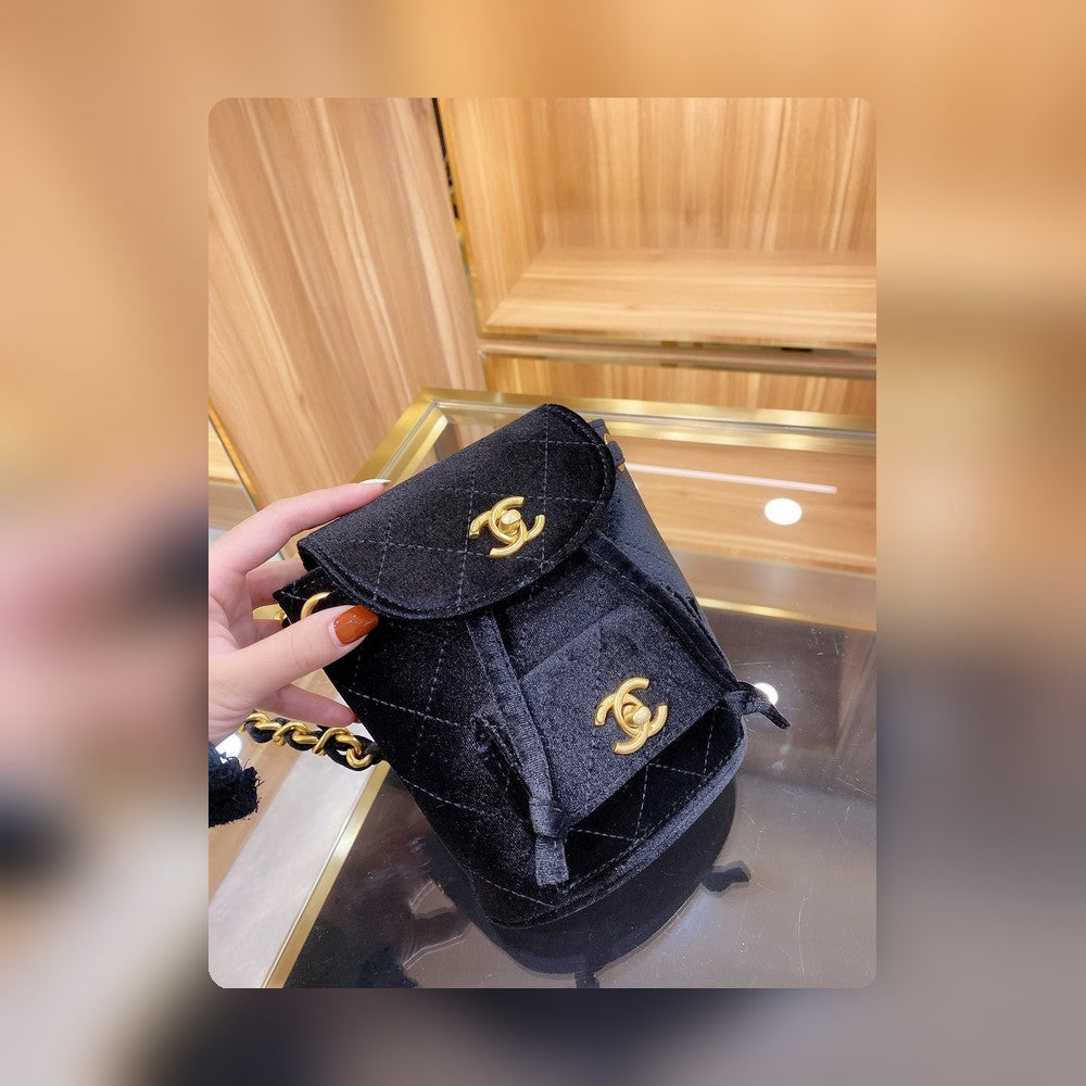 Anum Bags Detail