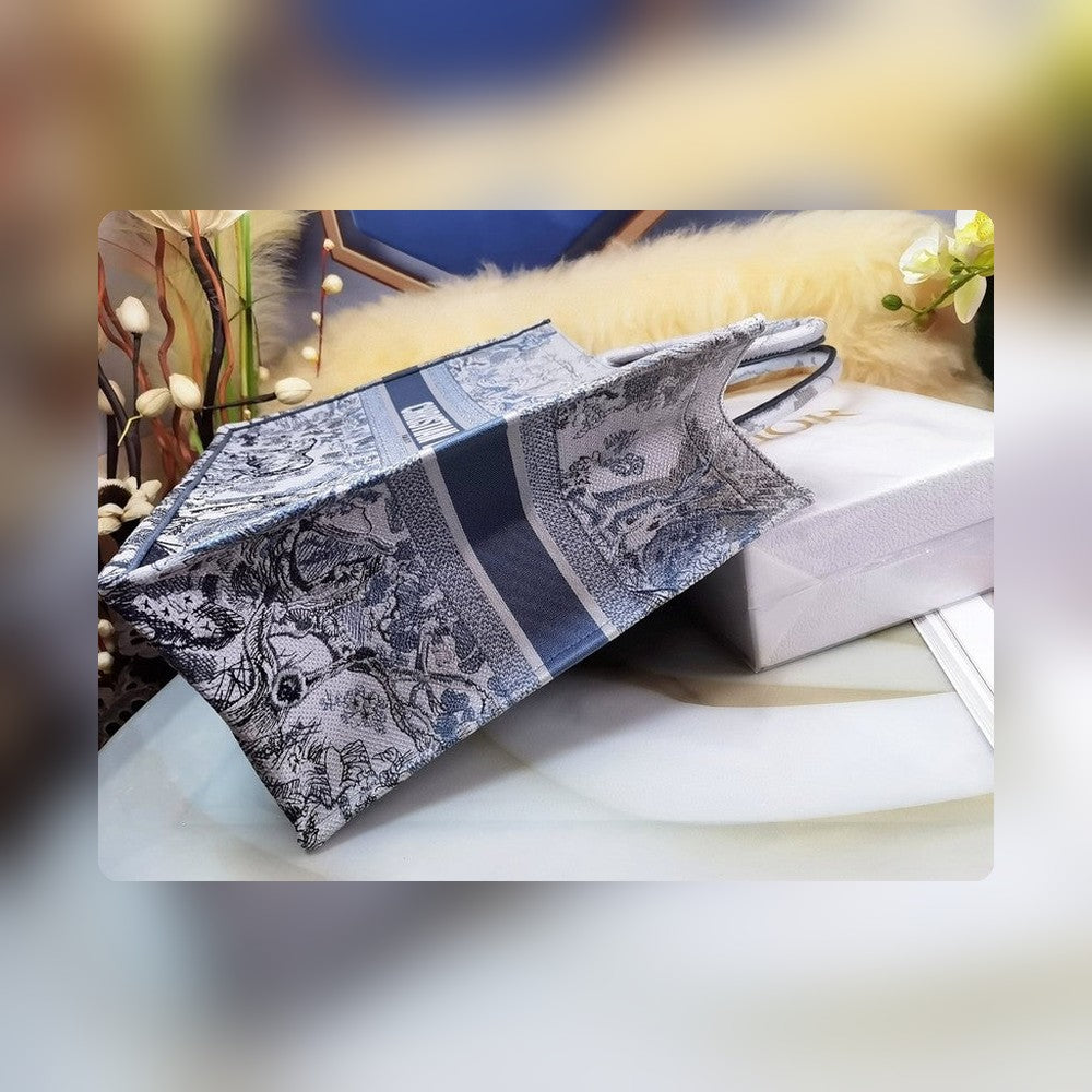 Anum Bags Detail