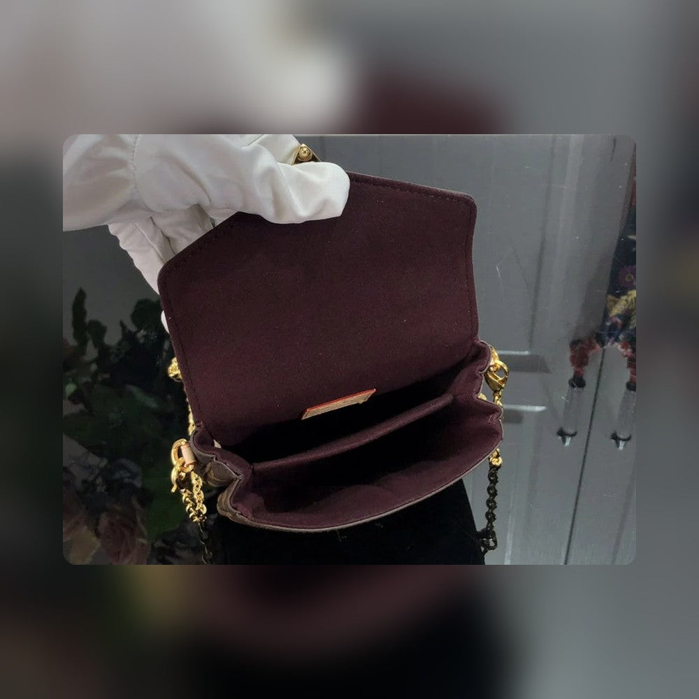 Anum Bags Detail