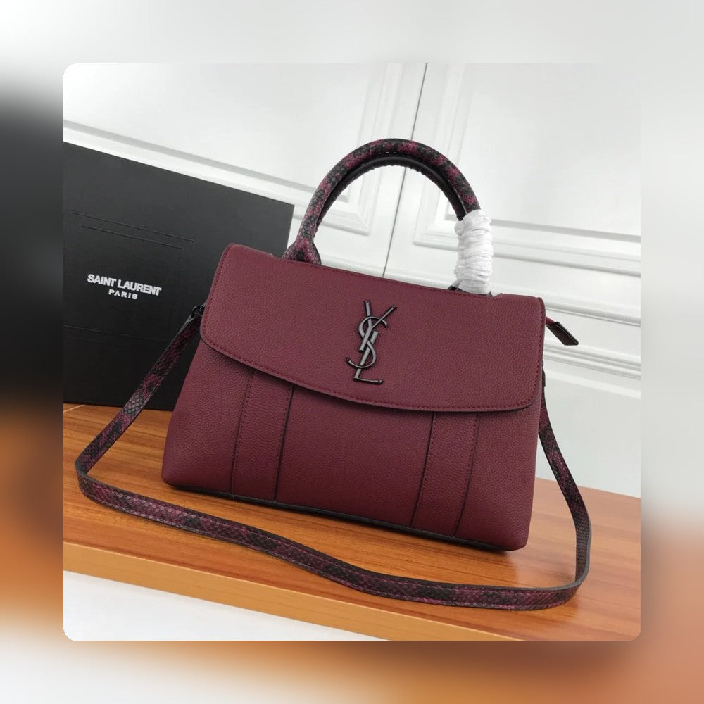 Anum Bags Detail