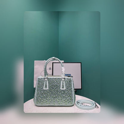 Anum Bags Detail