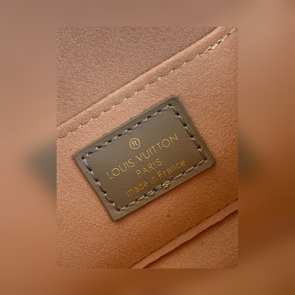 Anum Bags ln Luxury Bag --56221