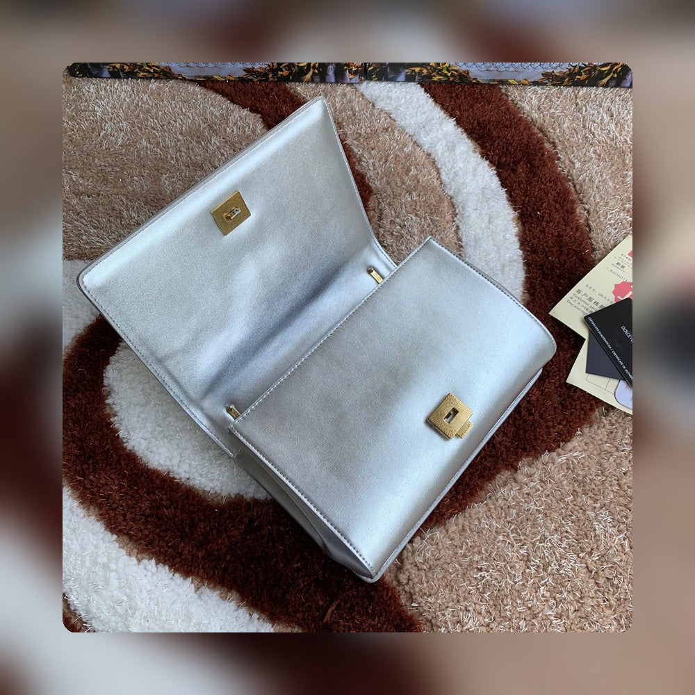 Anum Bags - High-Quality Designer Products for You - AFFORDABLE LUXURY BAGS - 18450