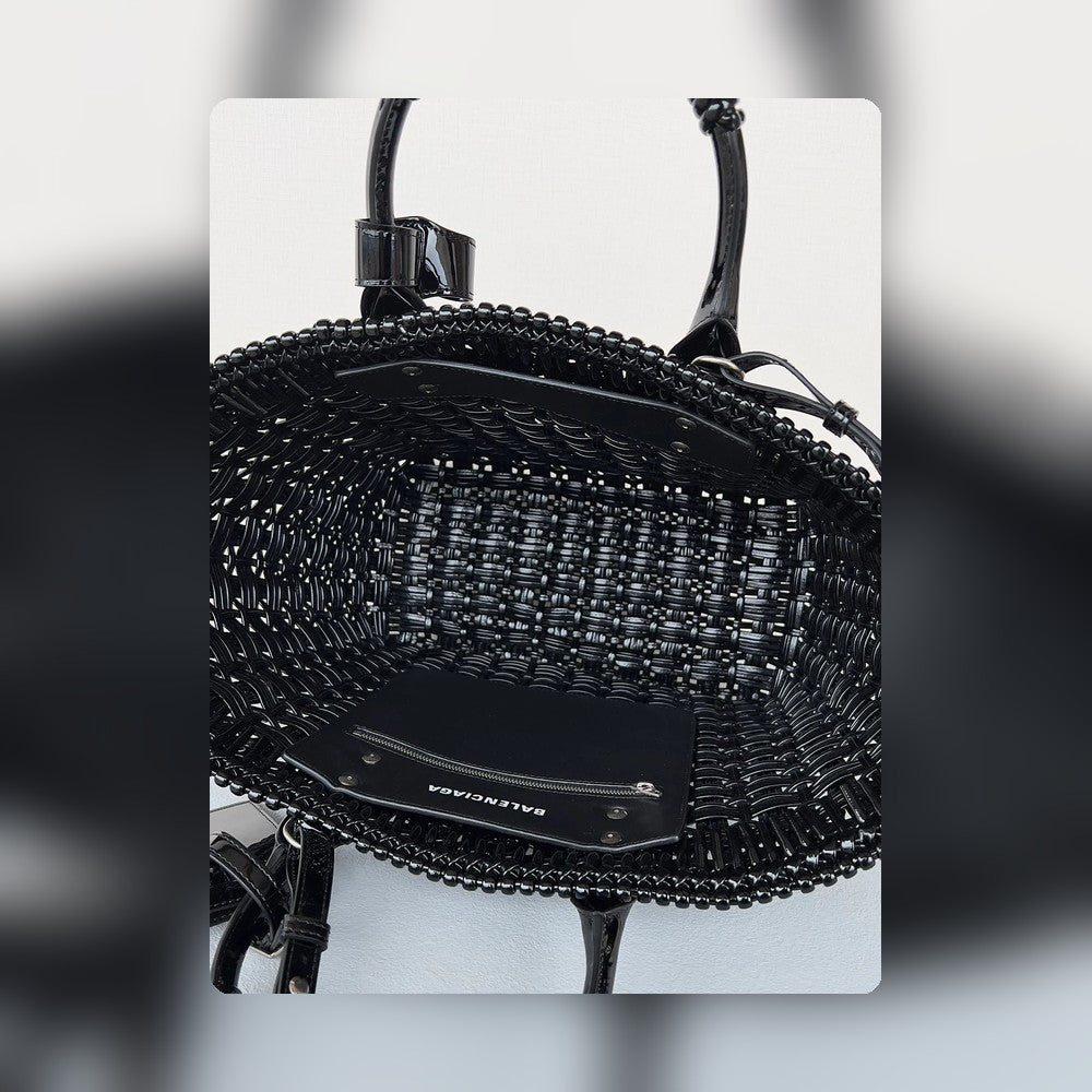 new-luxury-designer-bags-nm24063