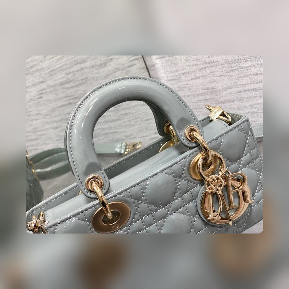Anum Bags Detail