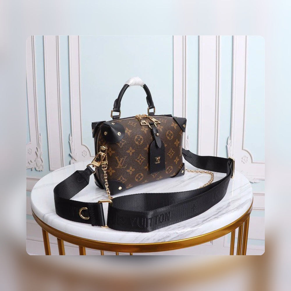 Anum Bags Detail