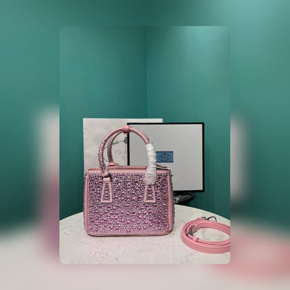 Anum Bags Detail