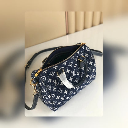 Anum Bags ln Luxury Bag --56086