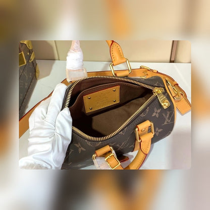 Anum Bags ln Luxury Bag --58634