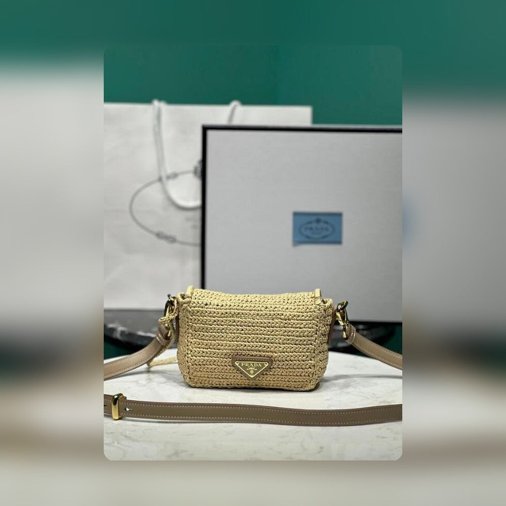 Anum Bags Detail