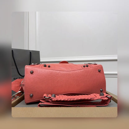 new-luxury-designer-bags-nm24280