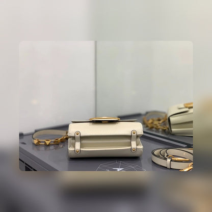 Anum Bags - High-Quality Designer Products for You - AFFORDABLE LUXURY BAGS - 14430