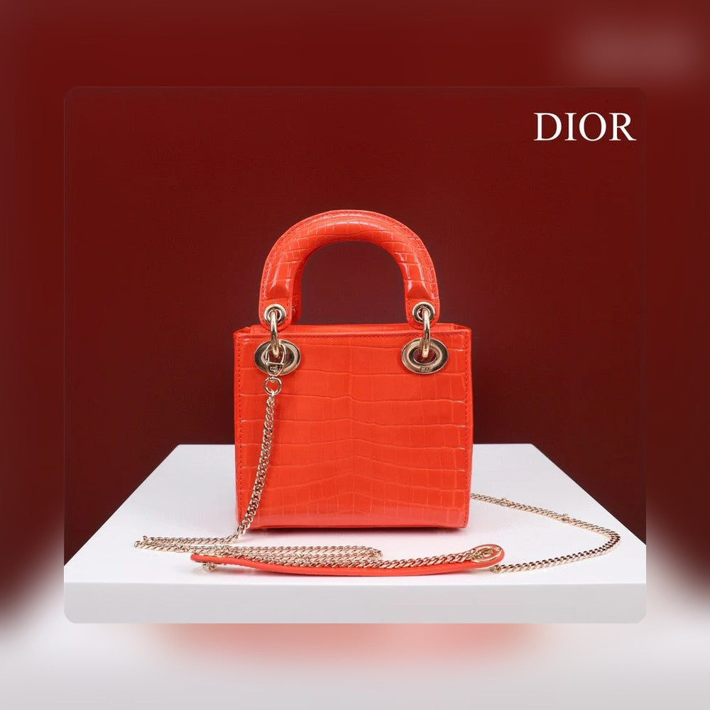 Anum Bags Detail