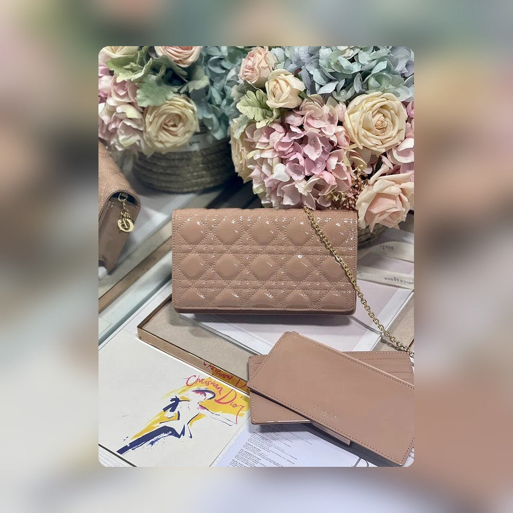 Anum Bags Detail