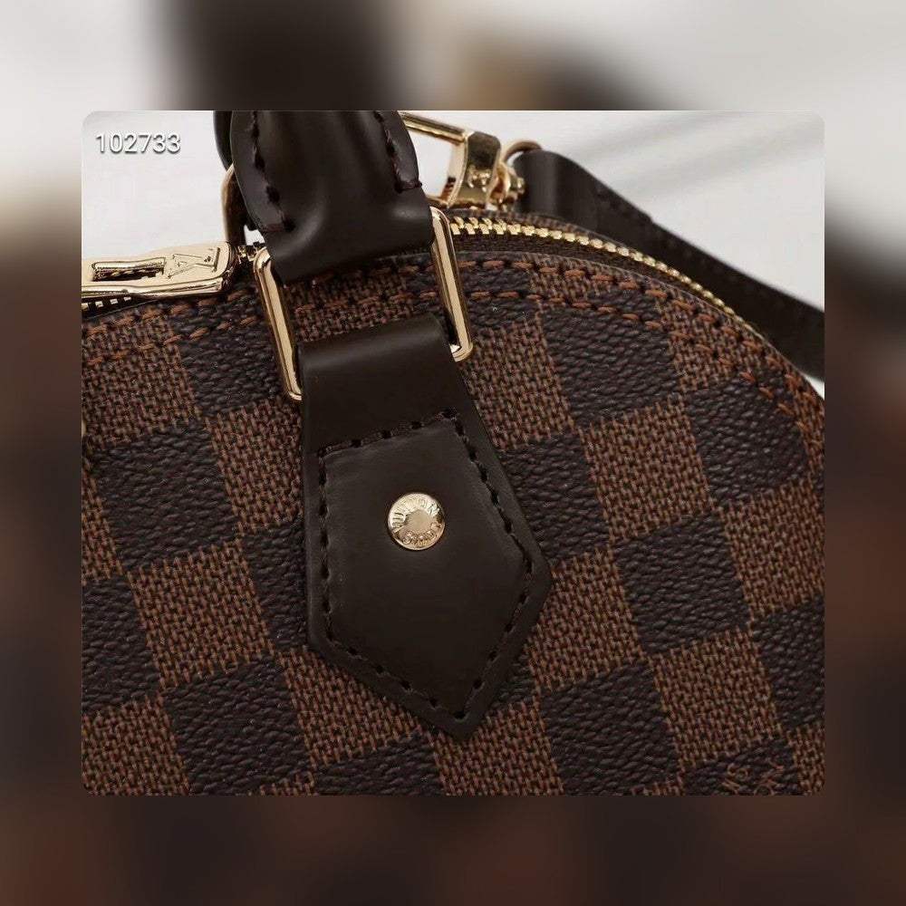 Anum Bags Detail