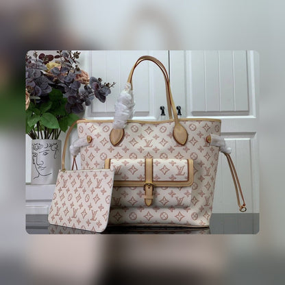 Anum Bags Detail
