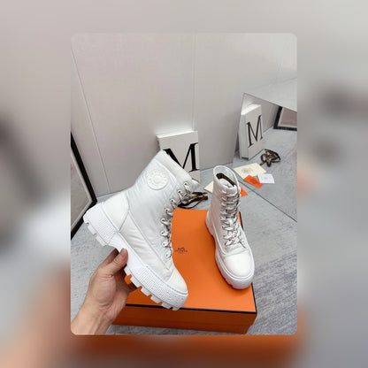 HM FRESH ANKLE BOOTS WHITE