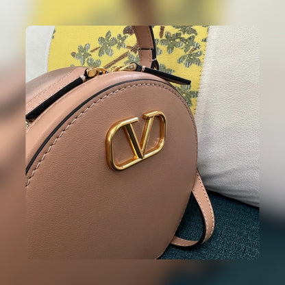 Anum Bags - High-Quality Designer Products for You - AFFORDABLE LUXURY BAGS - 14890