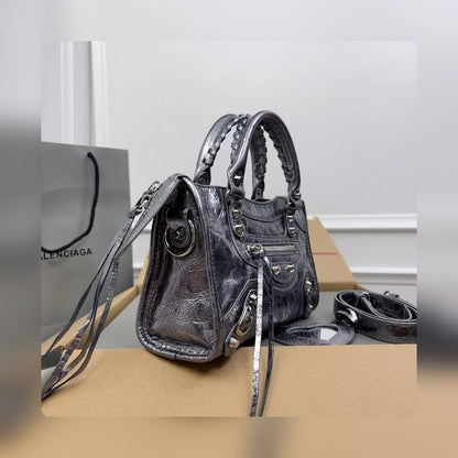 new-luxury-designer-bags-nm24050