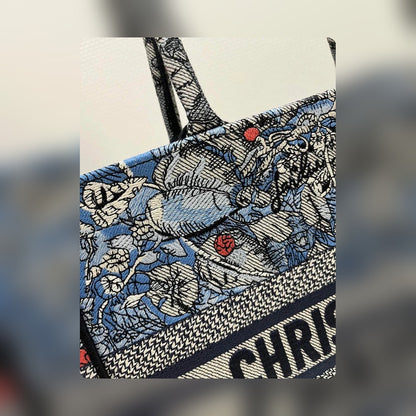 Anum Bags Detail