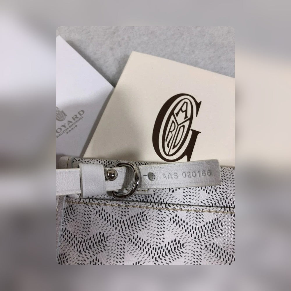 VBS - GOD Bags - 242