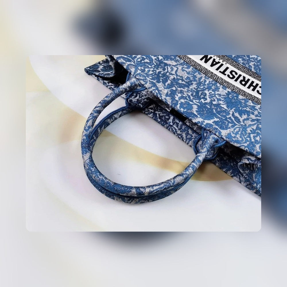 Anum Bags Detail