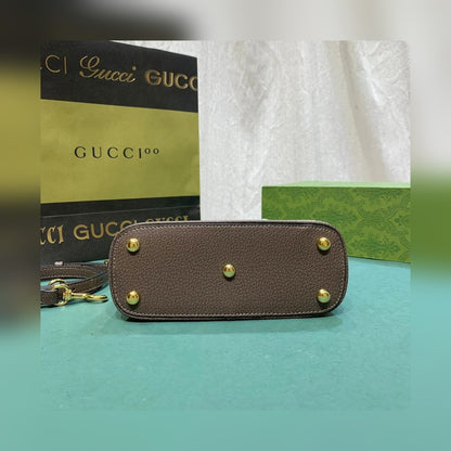 Anum Bags Detail
