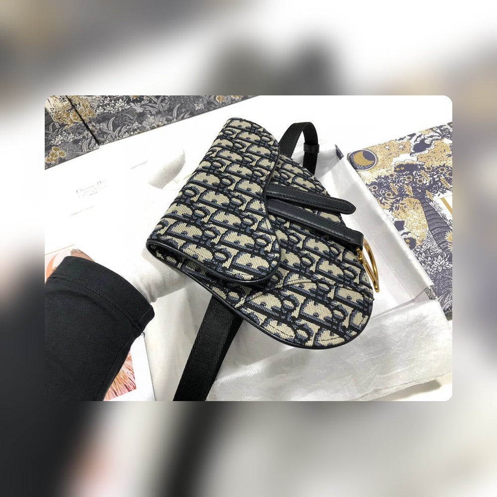 Anum Bags Detail