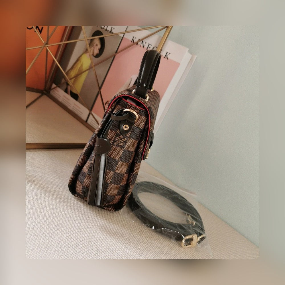 Anum Bags Detail