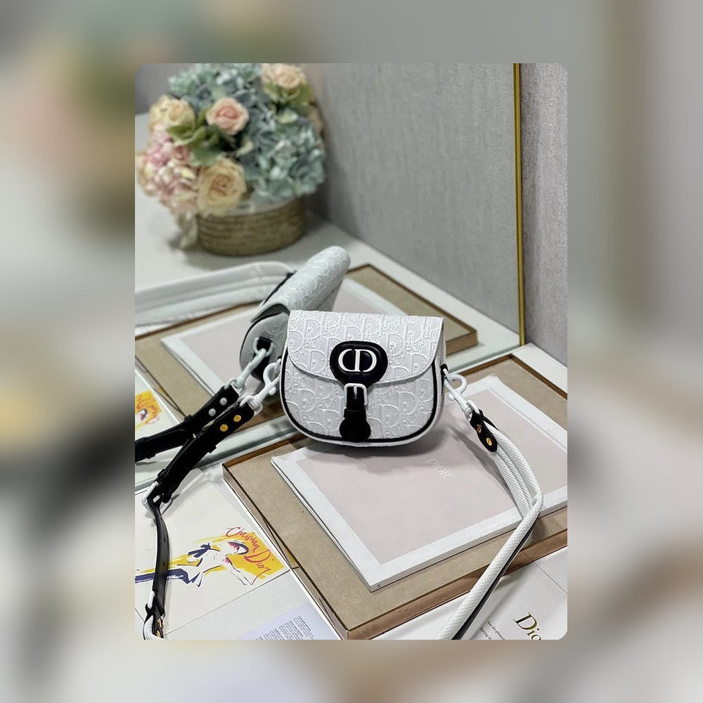Anum Bags Detail
