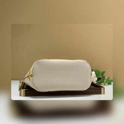 Anum Bags - High-Quality Designer Products for You - AFFORDABLE LUXURY BAGS - 16742