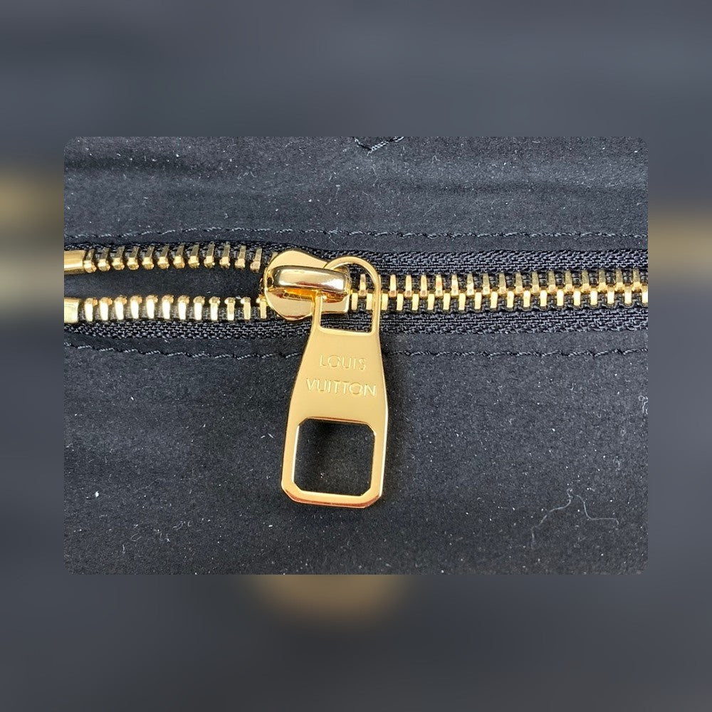 Anum Bags ln Luxury Bag --56861