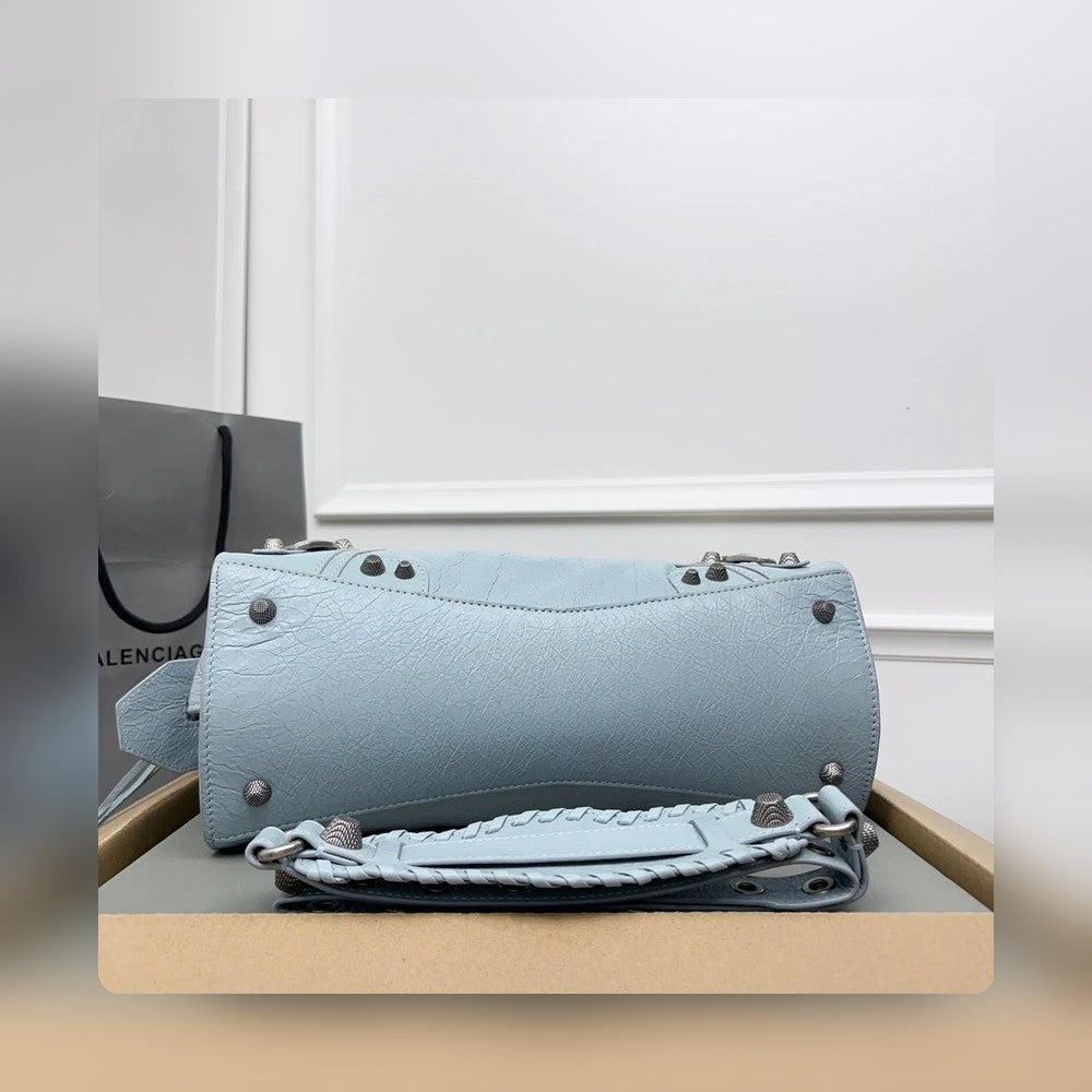 new-luxury-designer-bags-nm24271