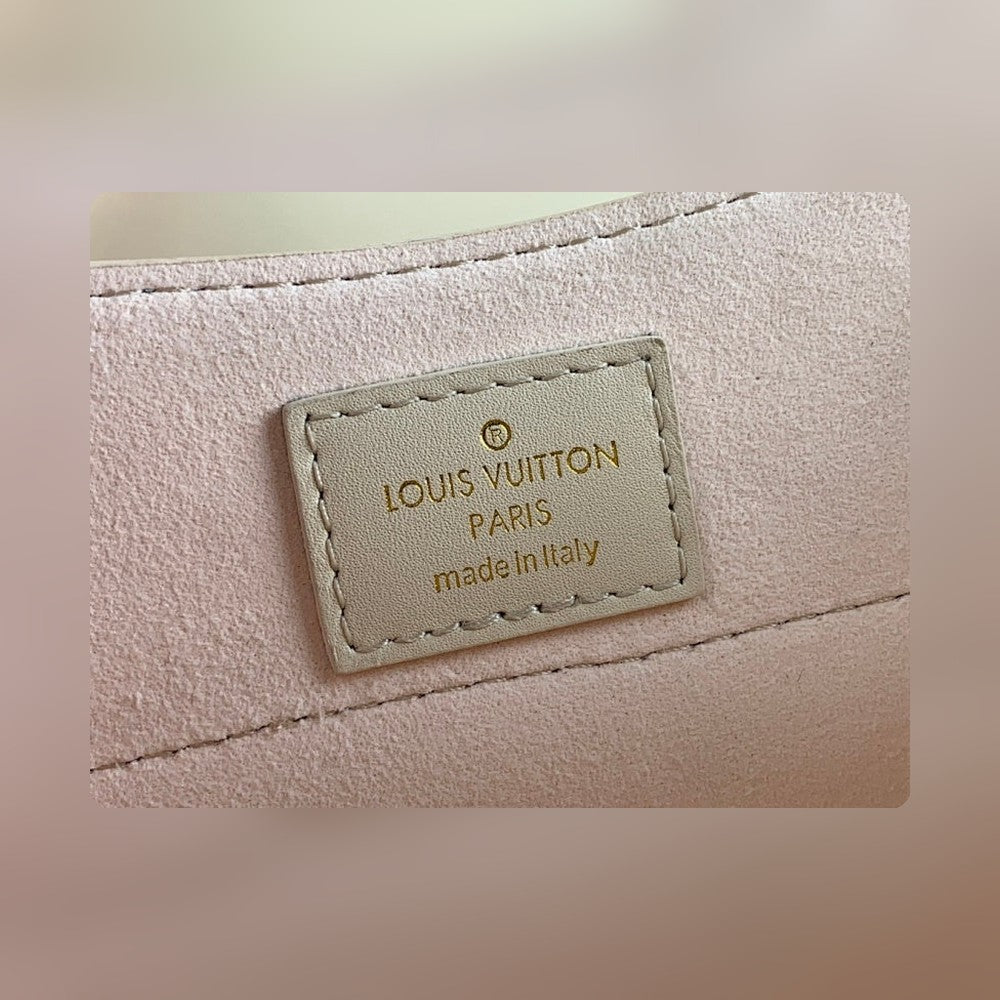 Anum Bags ln Luxury Bag --56174