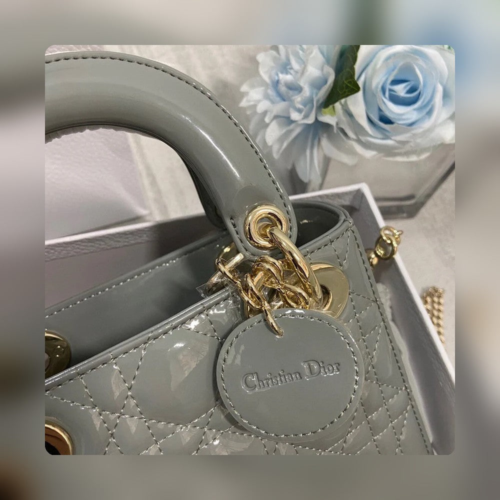 Anum Bags Detail