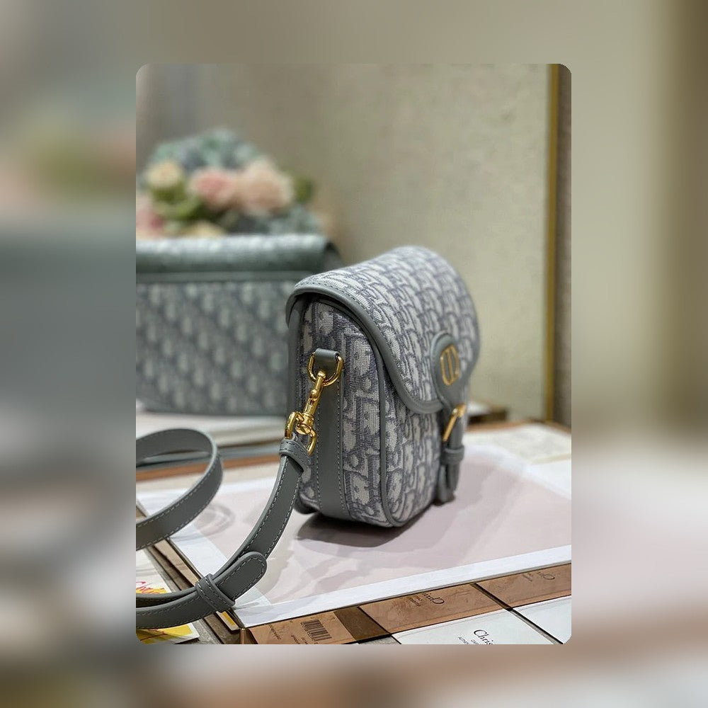 Anum Bags Detail