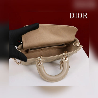 Anum Bags - Best High-End Brands in One Place - AFFORDABLE LUXURY BAGS - 19044